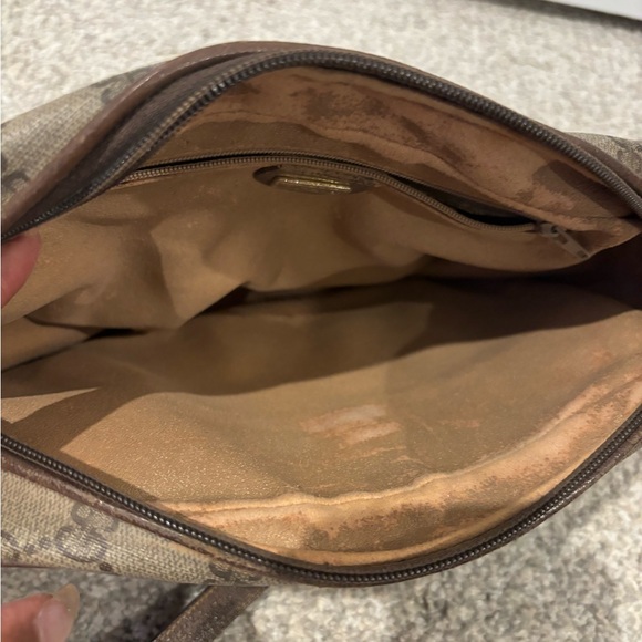 Gucci Crossbody - Picture 4 of 6